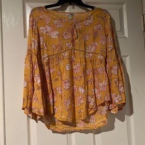 Yellow floral flowy top
